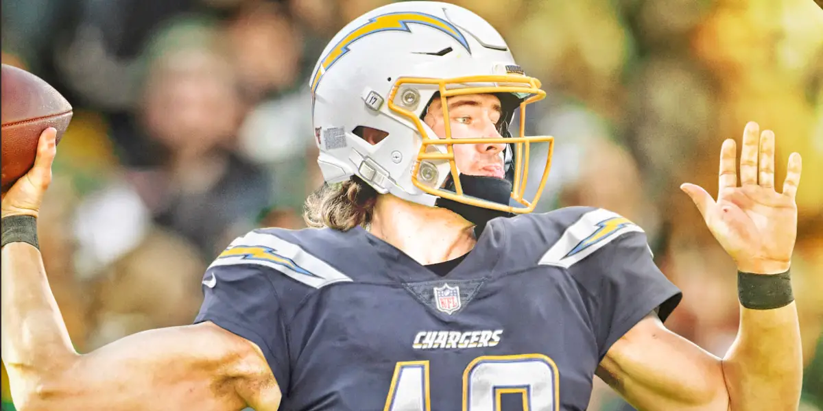 Justin-Herbert-Chargers.png?x49459